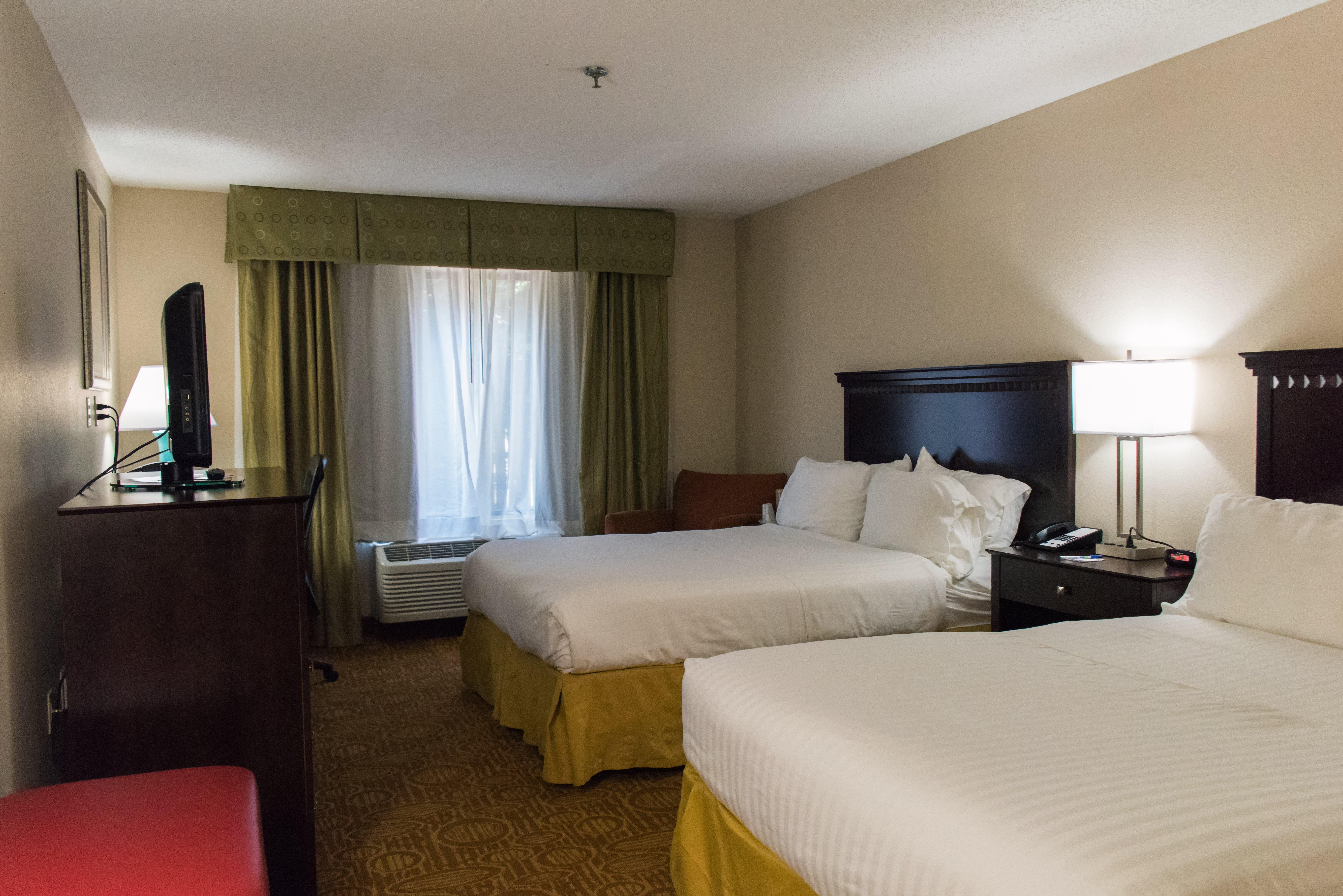Holiday Inn Express Hotel & Suites Kinston By Ihg Exterior photo