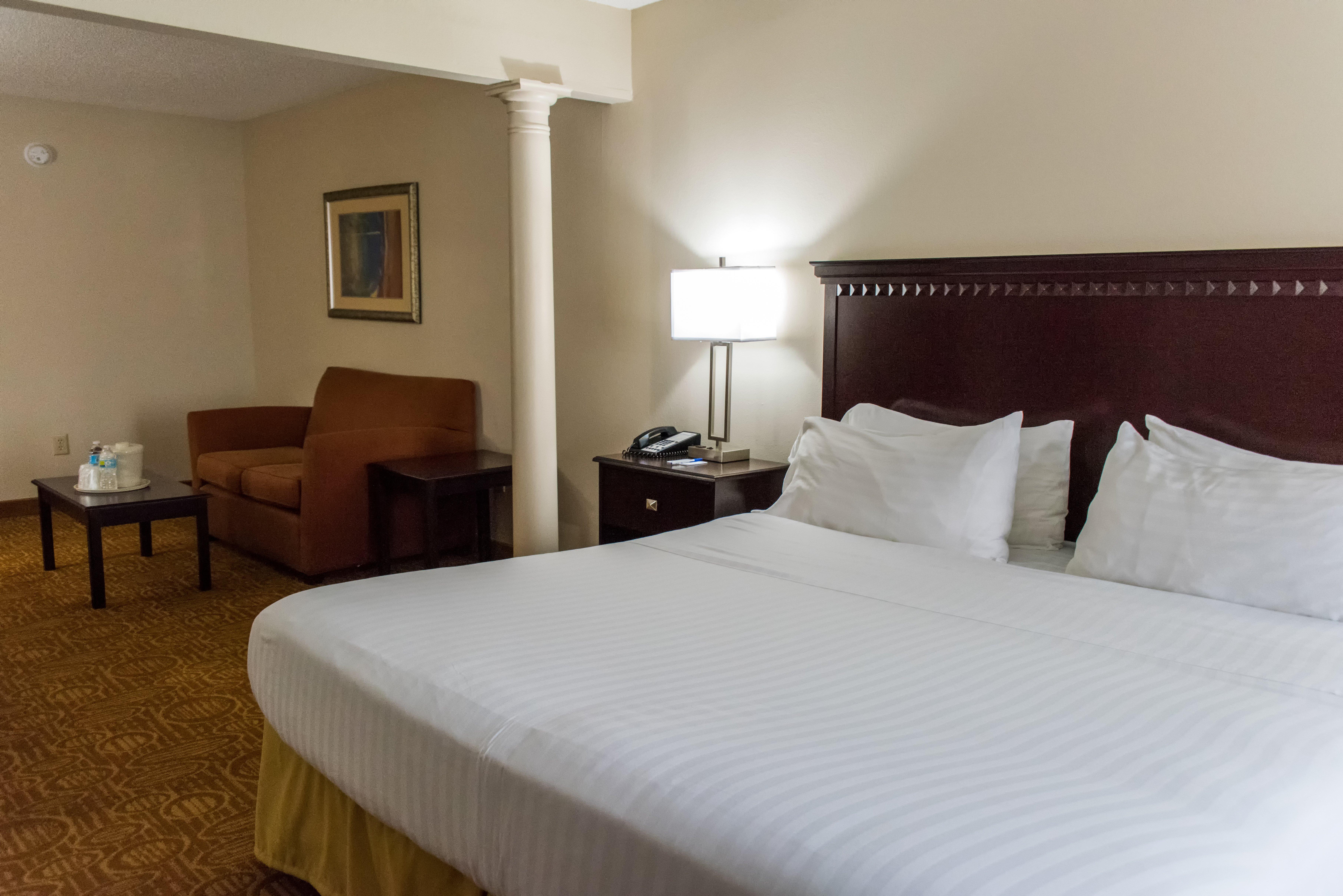 Holiday Inn Express Hotel & Suites Kinston By Ihg Exterior photo