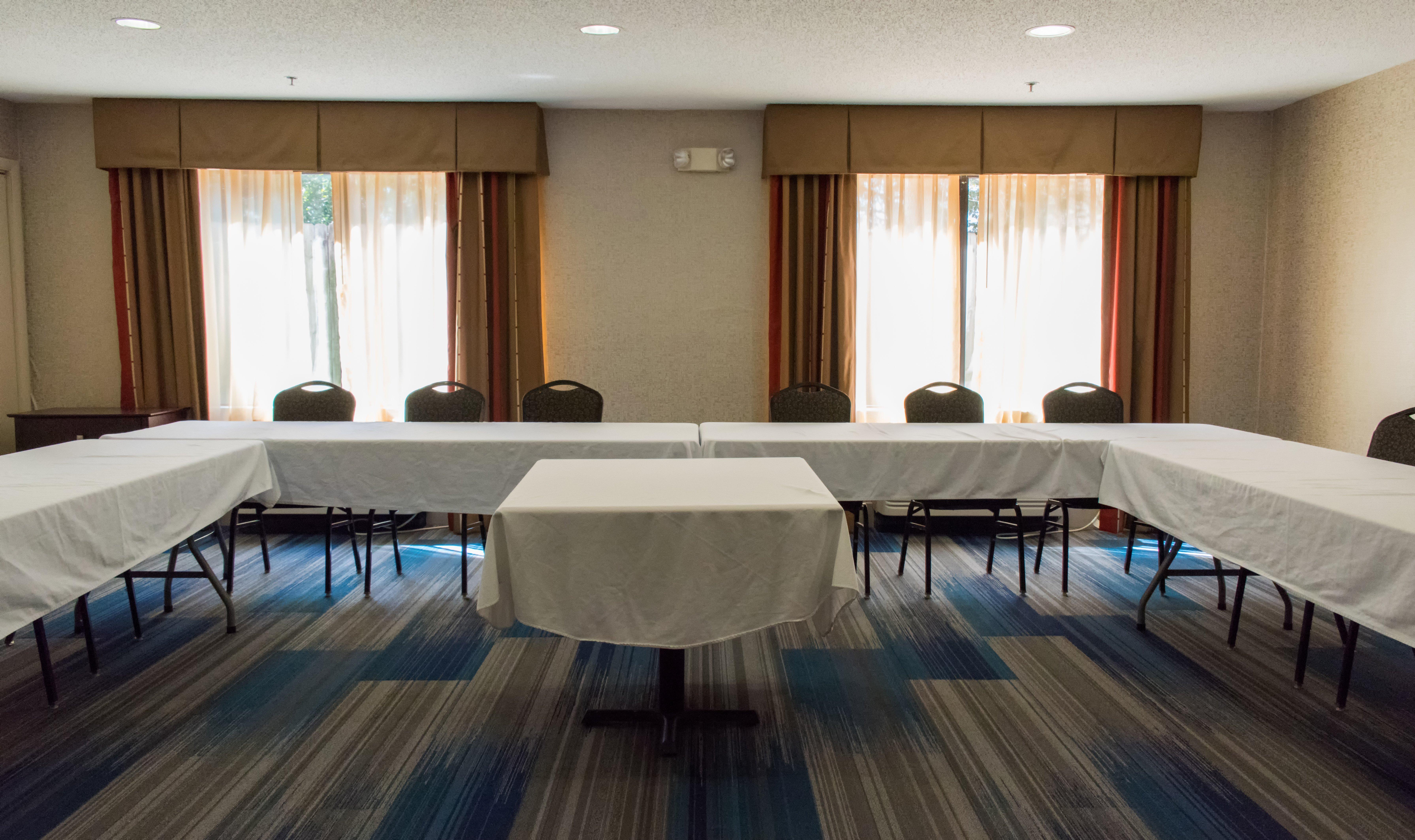 Holiday Inn Express Hotel & Suites Kinston By Ihg Exterior photo