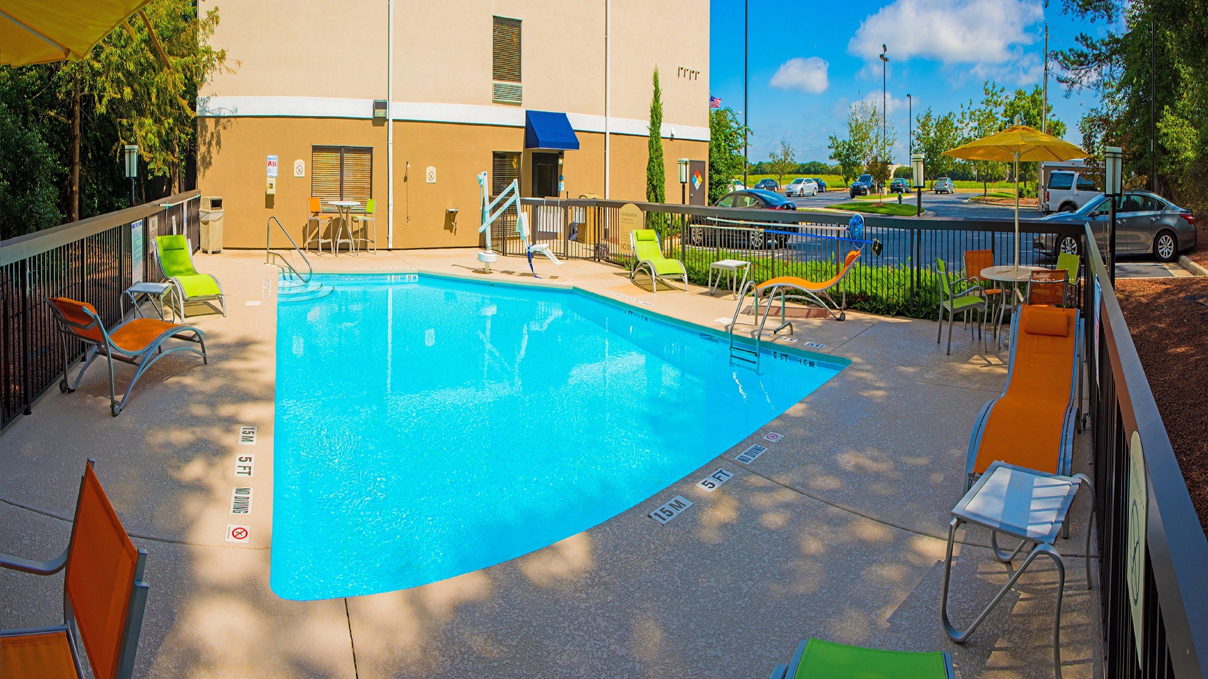 Holiday Inn Express Hotel & Suites Kinston By Ihg Exterior photo