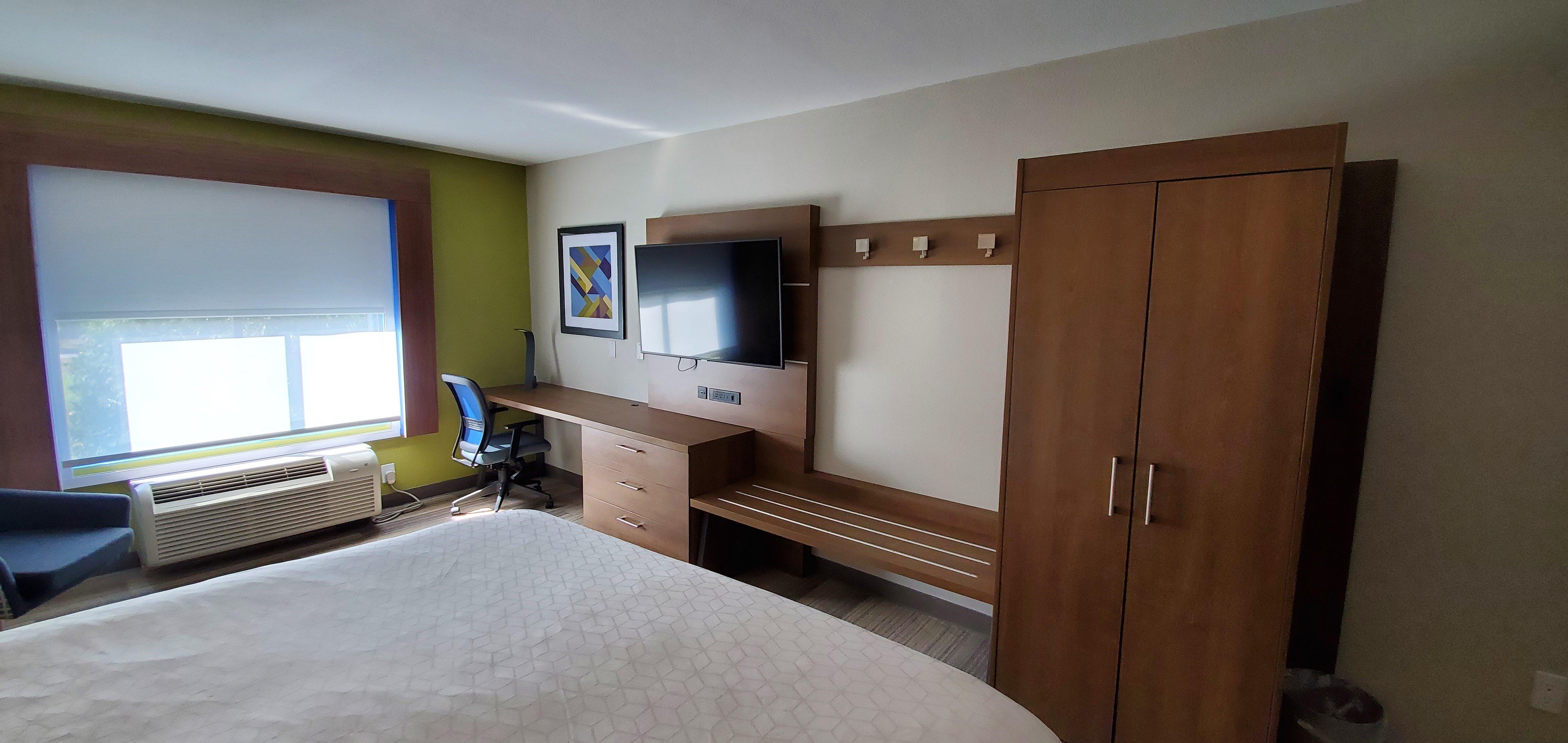 Holiday Inn Express Hotel & Suites Kinston By Ihg Exterior photo